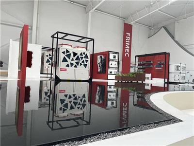 闷头“狂飙”，维克八年创造一个奇迹展厅